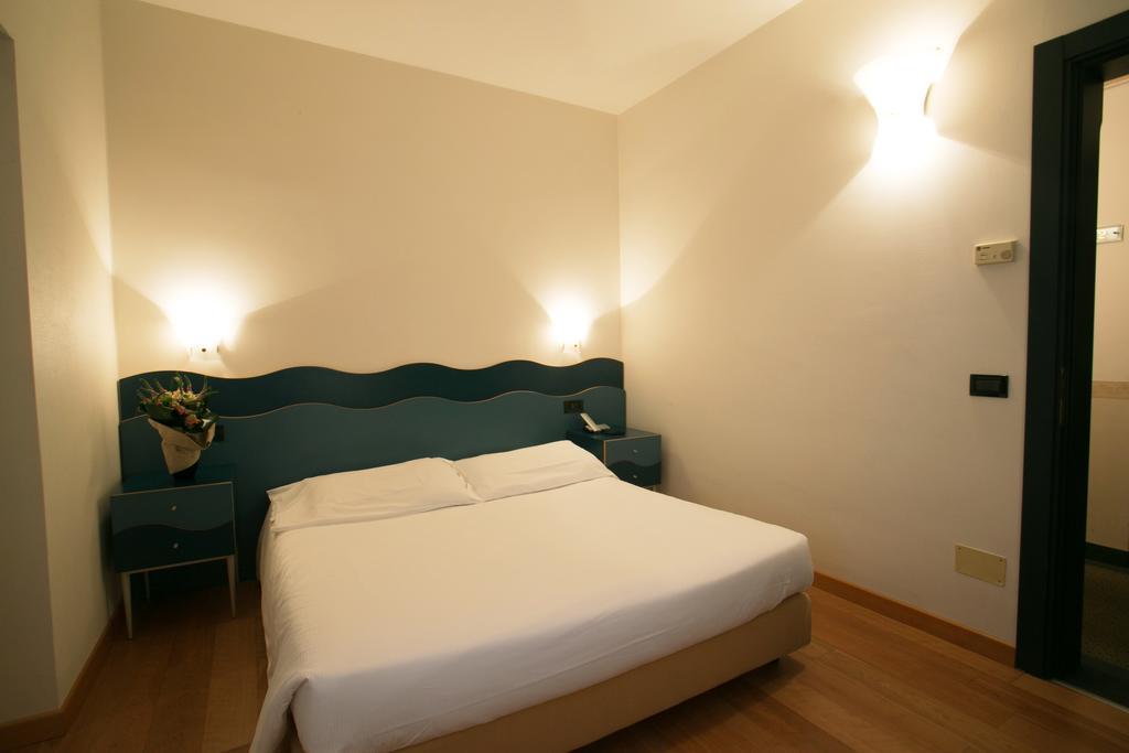 Hotel Antico Mulino Scorzè Buitenkant foto